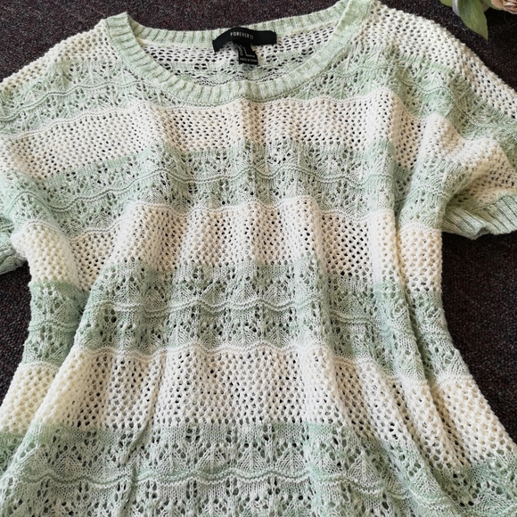 🔴 2/$20 Crochet Shirt - Picture 2 of 12